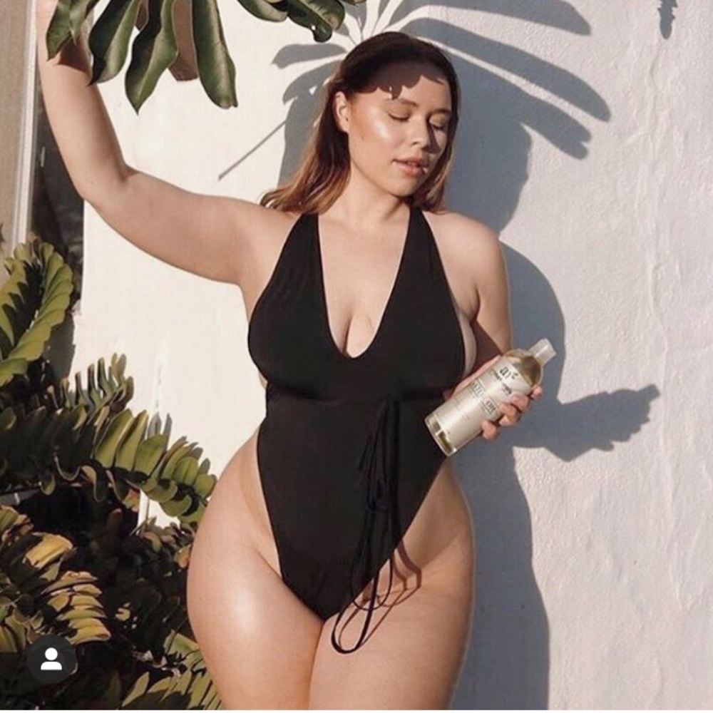 437 Swimwear  // Johnson One Piece